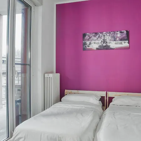 Cozy And Charming 2-bedroom In Isola With Big Terrace Apartment